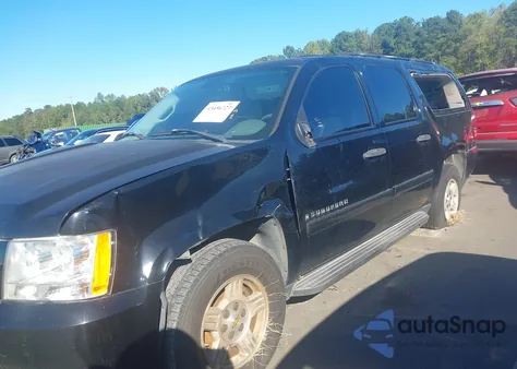 2007 Chevrolet Suburban 1500 Ls z USA, uszkodzony, nr VIN 1GNFC16087R260383
